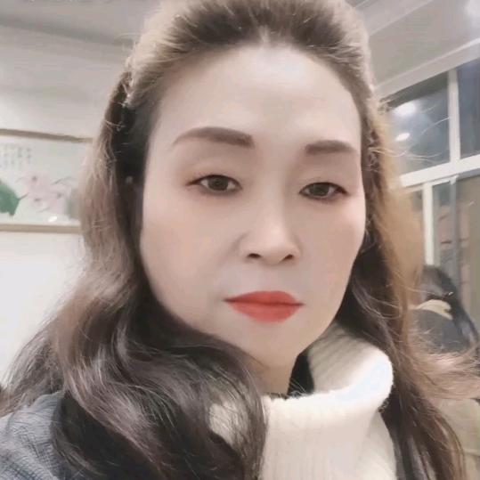 小兰姐每晚8点开播