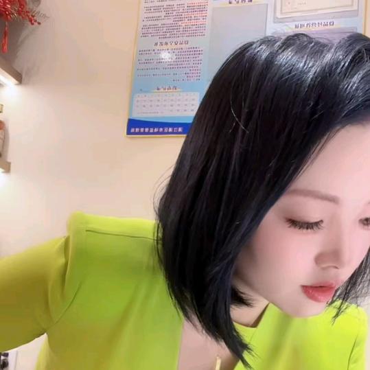 鹅宝火焰焖锅裴姐