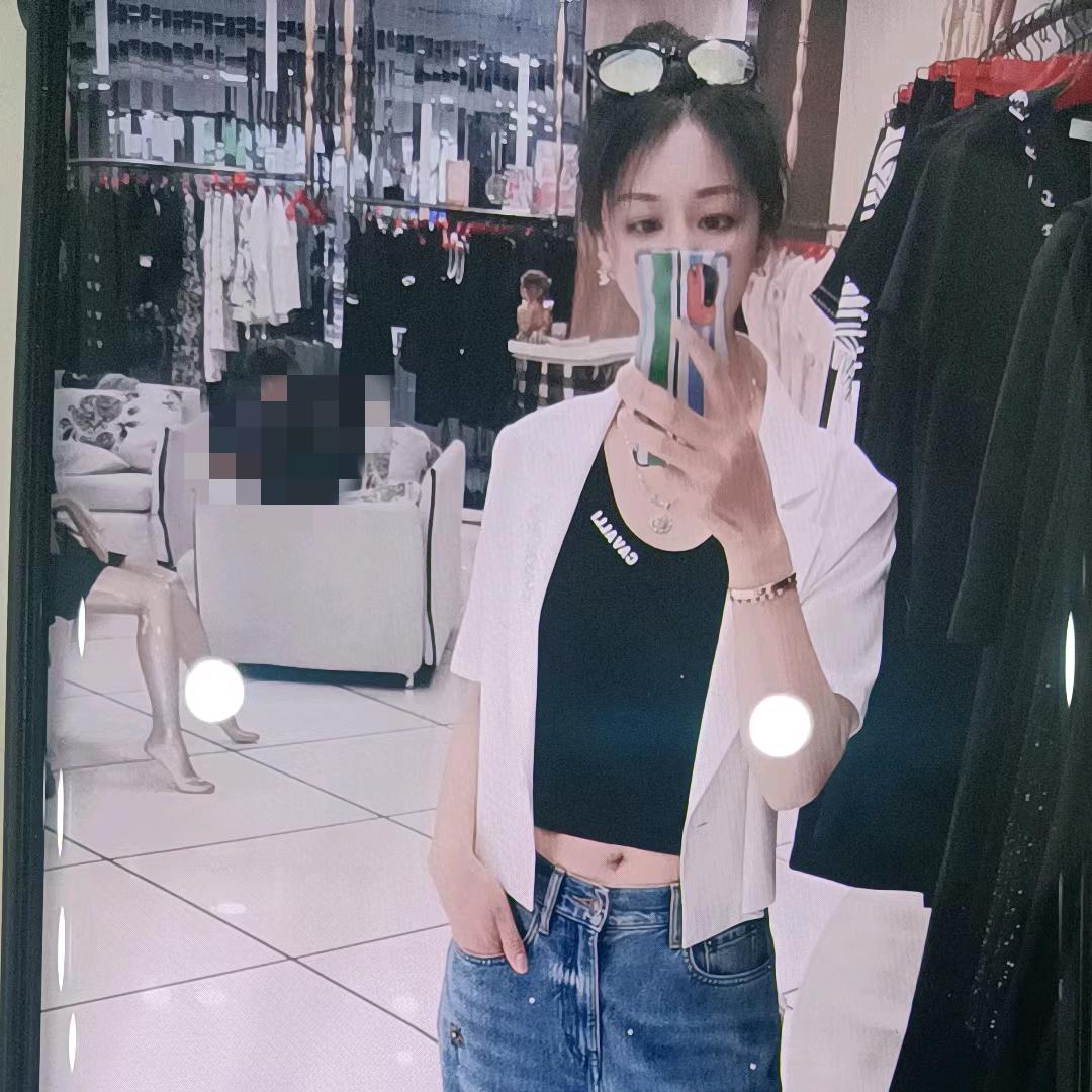 回忆再美🍁也是曾经