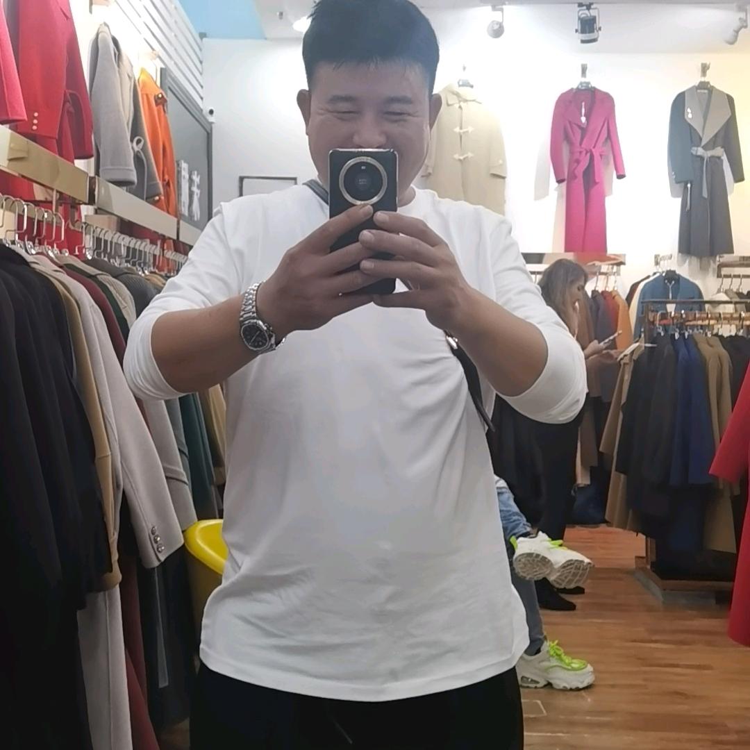 王岩