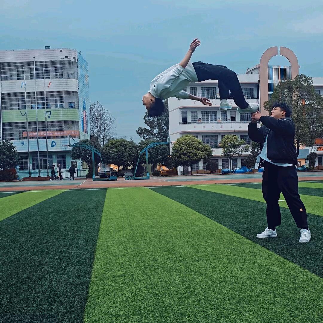 西充艾力武术跑酷招生部