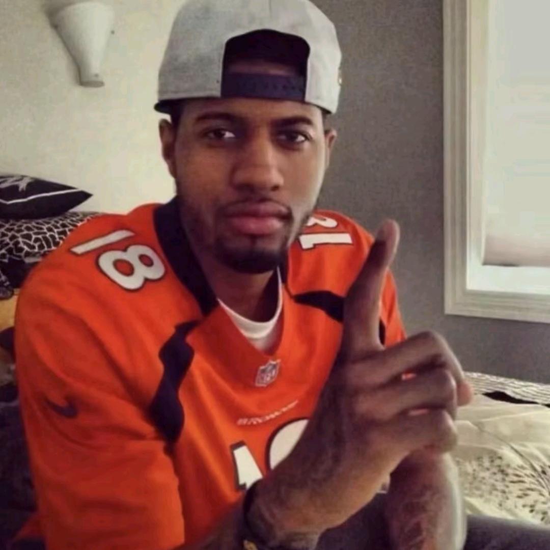 喜欢光🦶不穿鞋