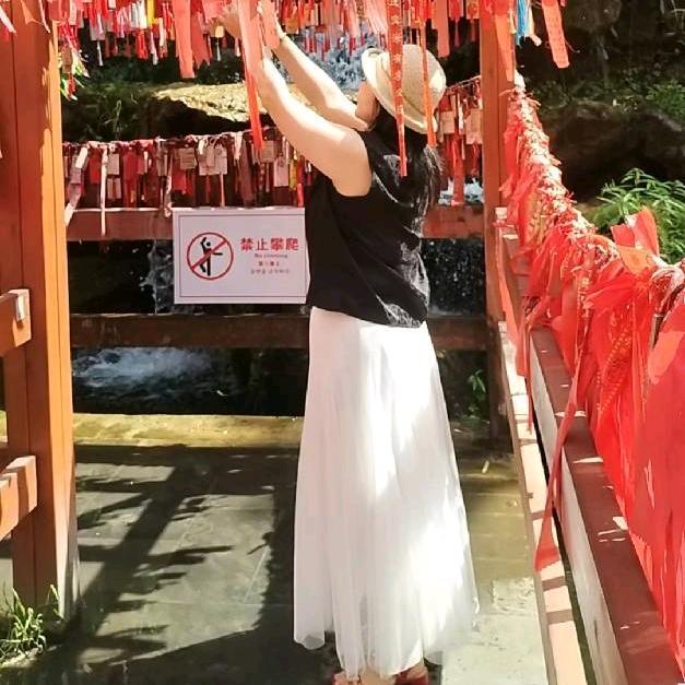 阳光君妹🐑🌹《请不要连赞》