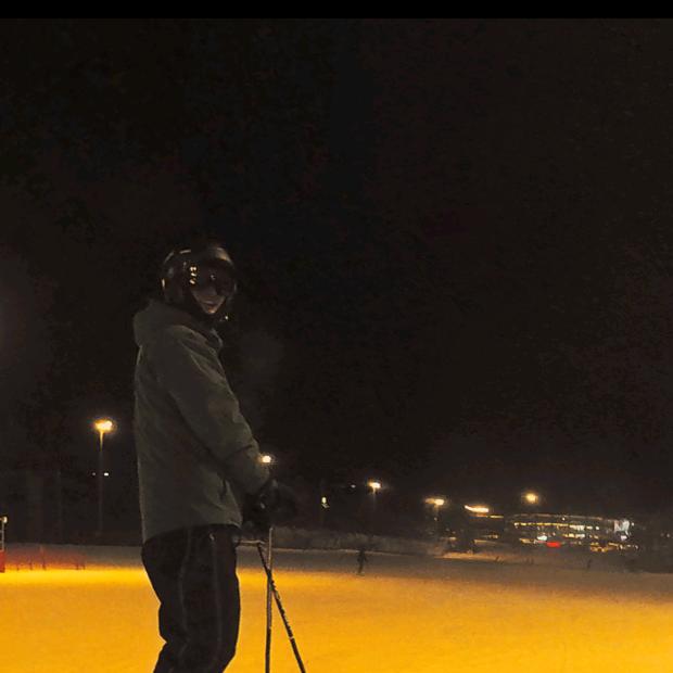 滑雪综合院