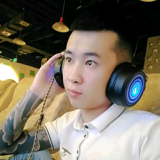 ￴ ￴￴ ￴￴ 王哪跑.