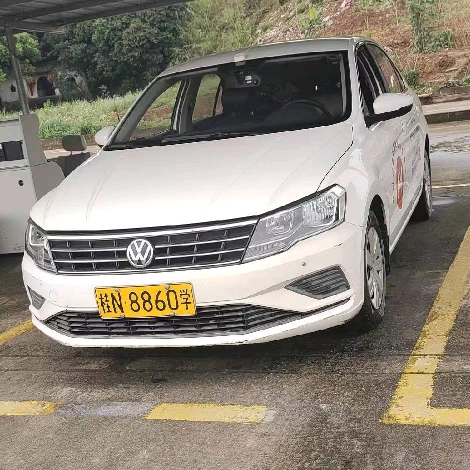 钦州驾校学车周教练