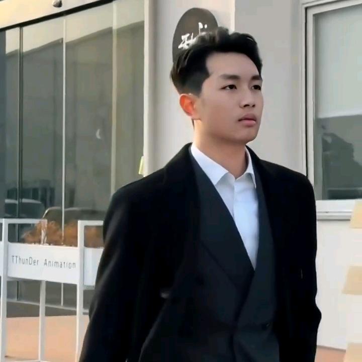 `日❤️‍🩹月🩷剑