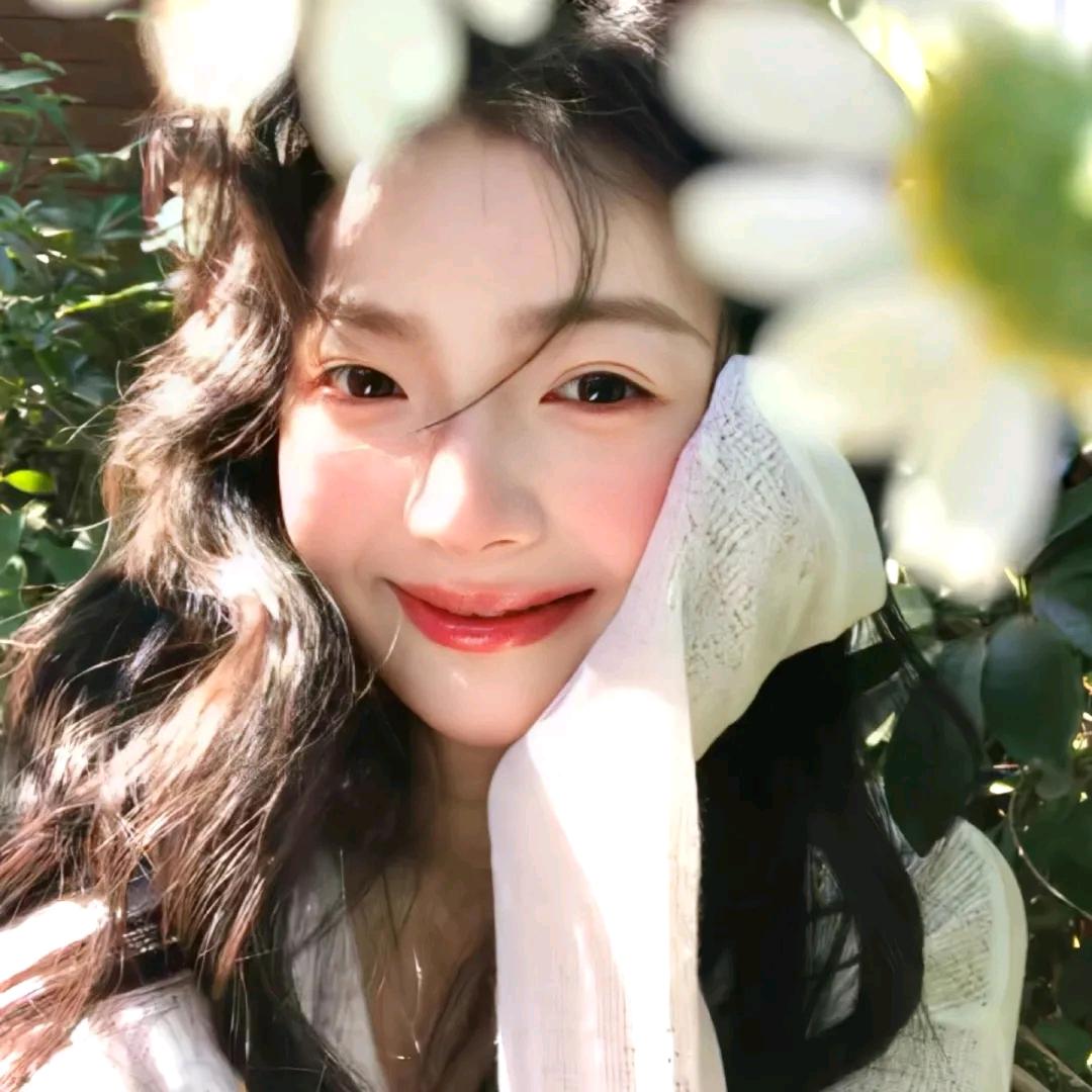 ʚ ɞ