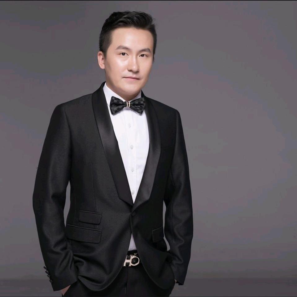 何梦华（四川六合特材）