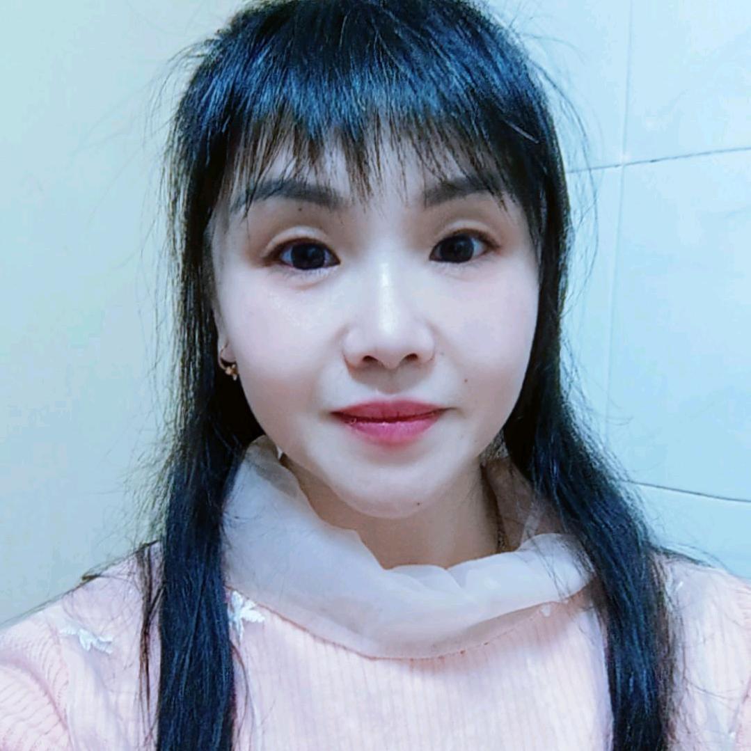 小希妹，周三晚7点18开播