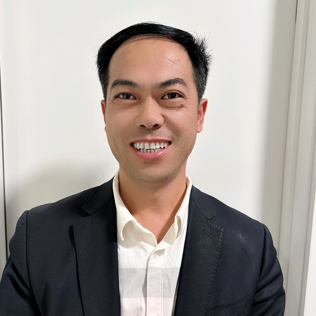 TPE玻璃中财门窗