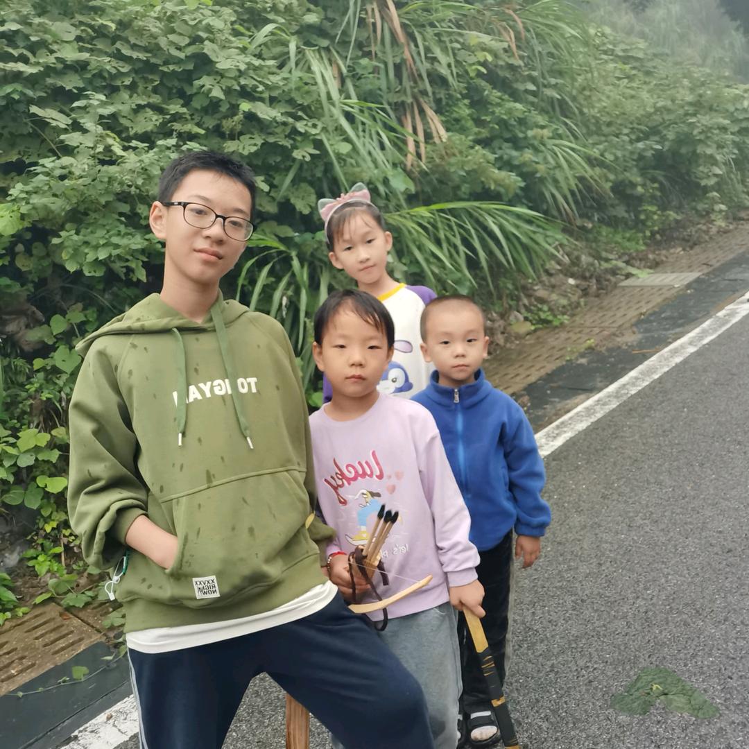 家有萌宝😀