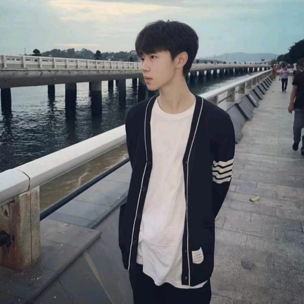 会飞的鱼🐟