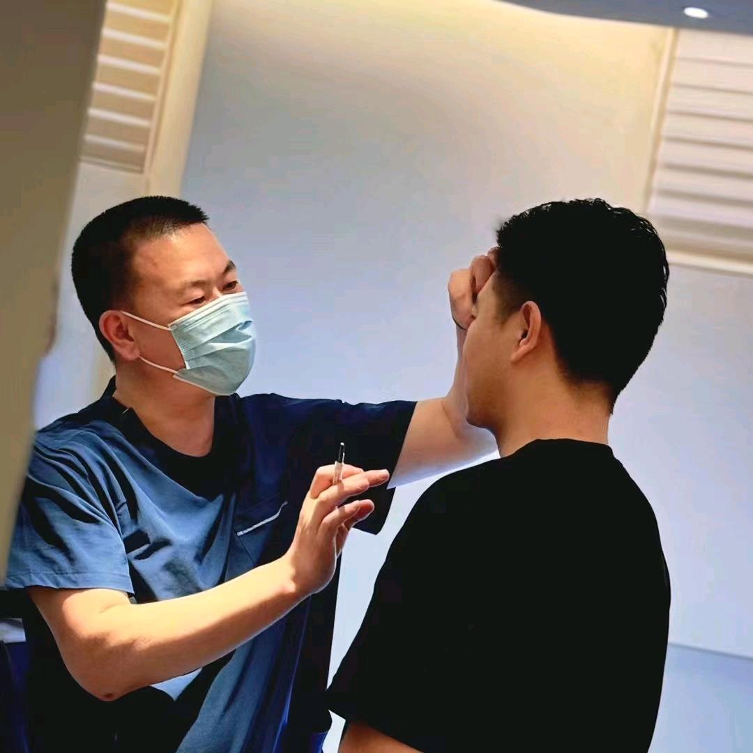 方彬