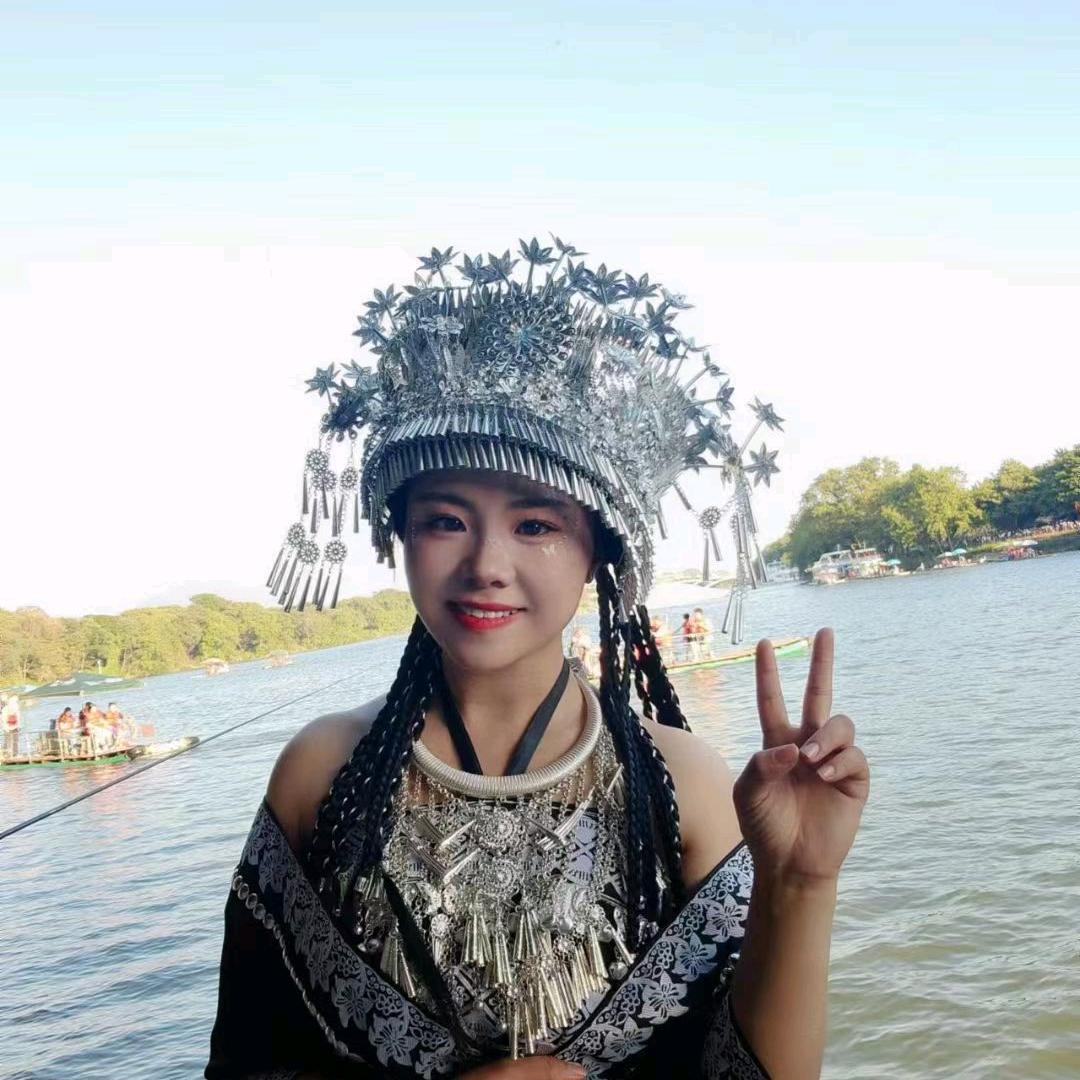 小春（关注粉丝进粉丝群）