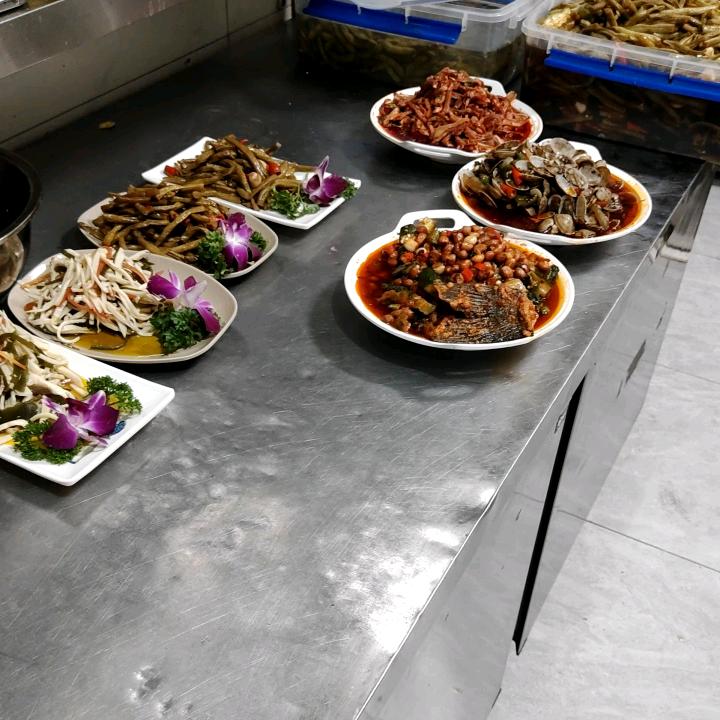 人在江湖，身不由己