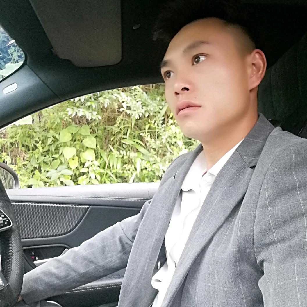 云C小男人（华仔麻辣热卤常年收学徒）