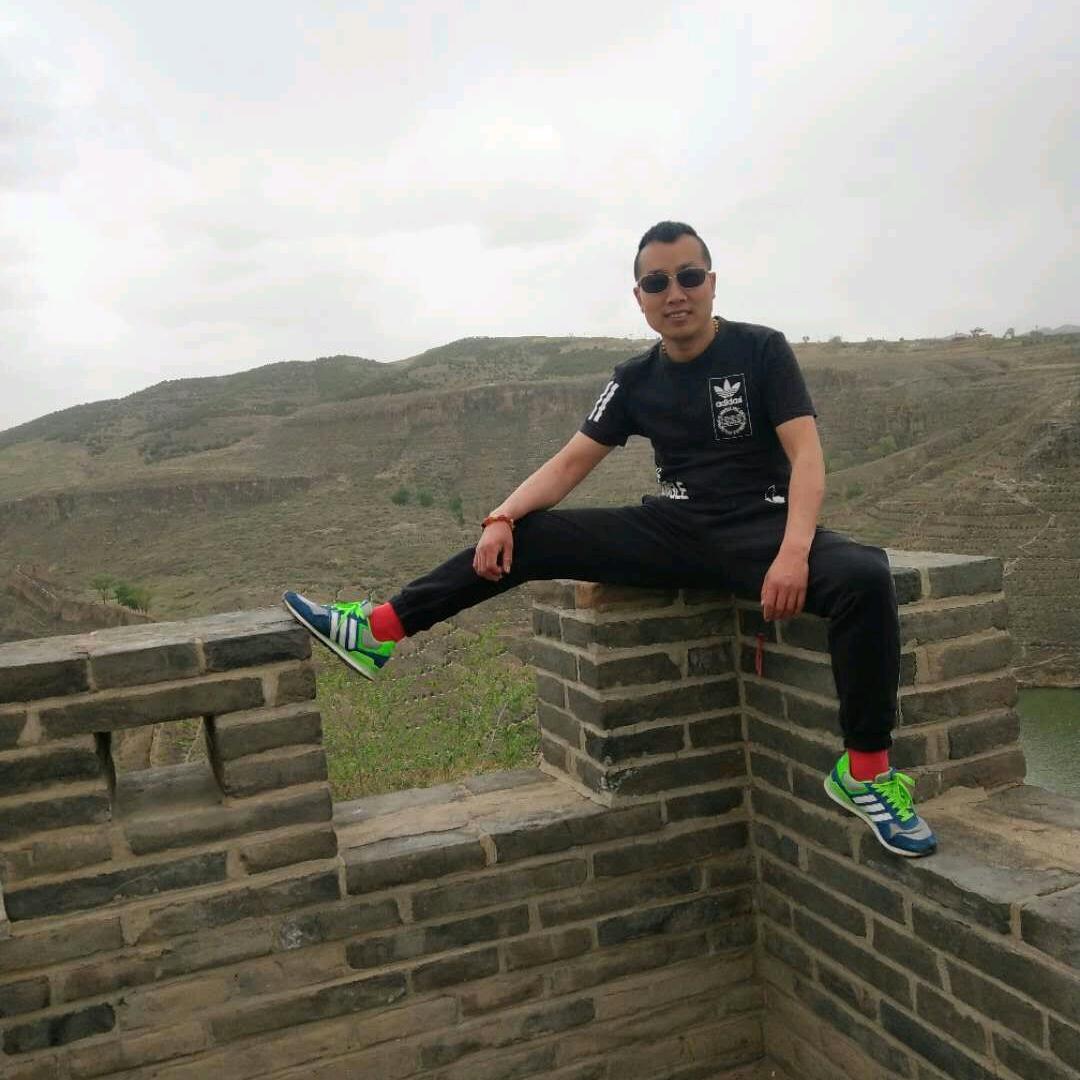 安徽人在呼市门窗搬运工