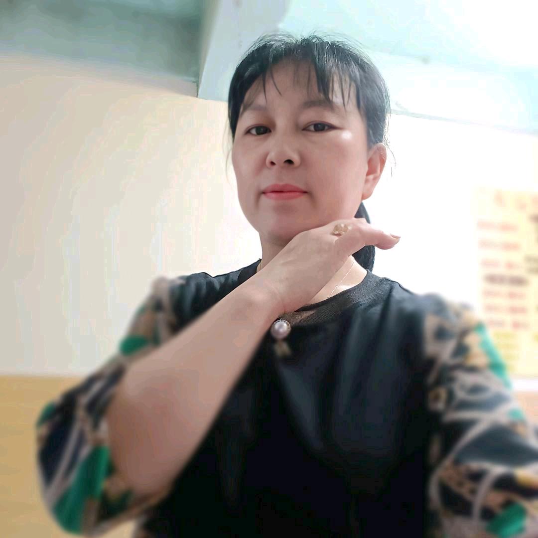 王世容晚上9点开播