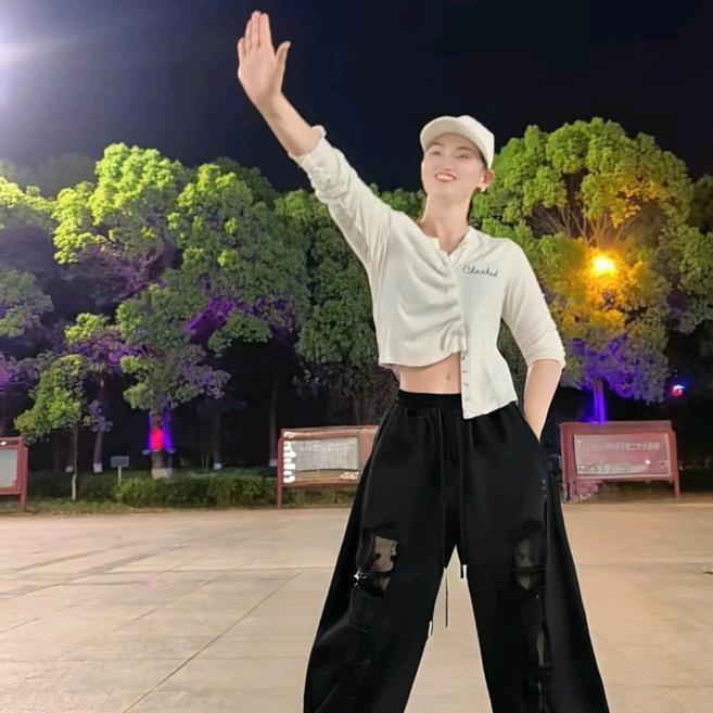 语昊晟妈咪🥳