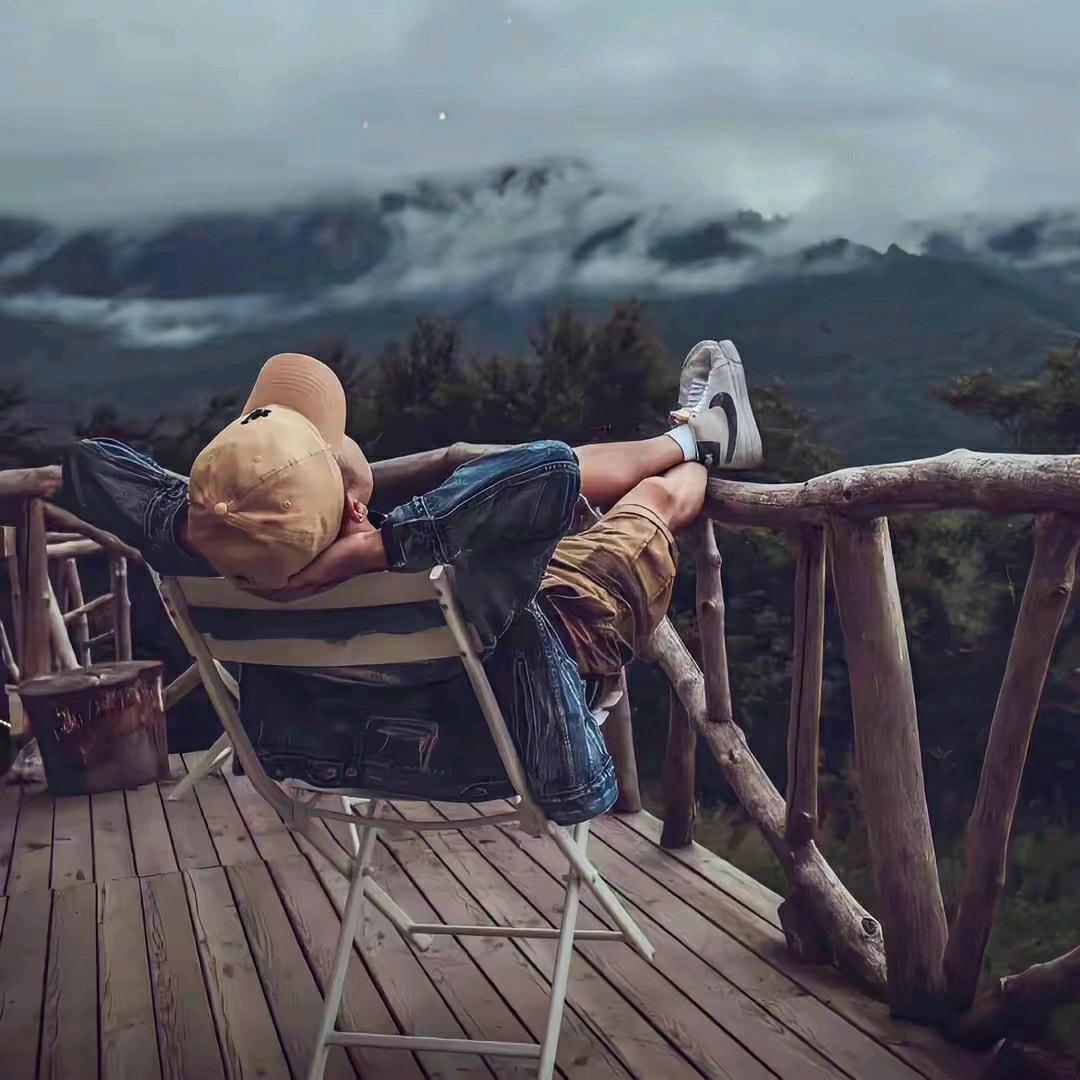 🇨🇳冒泡。。。。。🚬