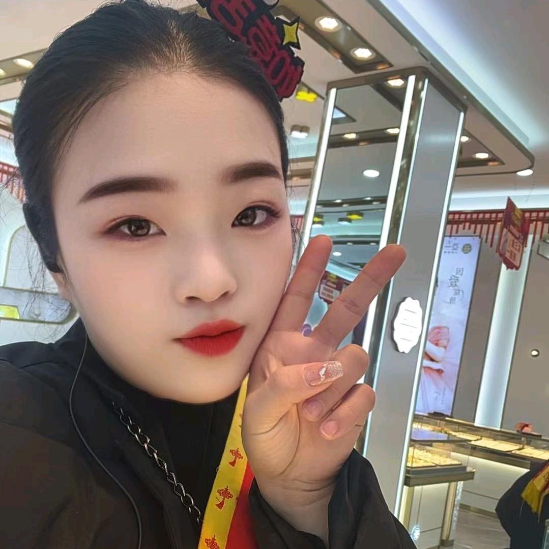 梅梅在阜阳卖珠宝