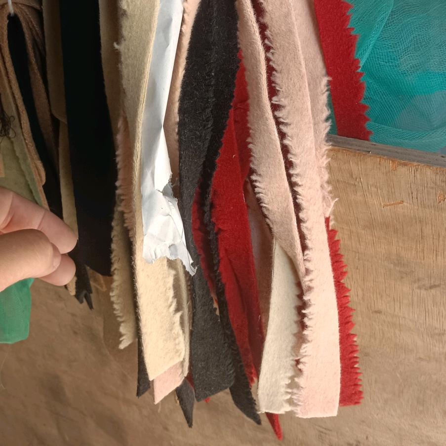 A废布头，机器回收，厂房拆除