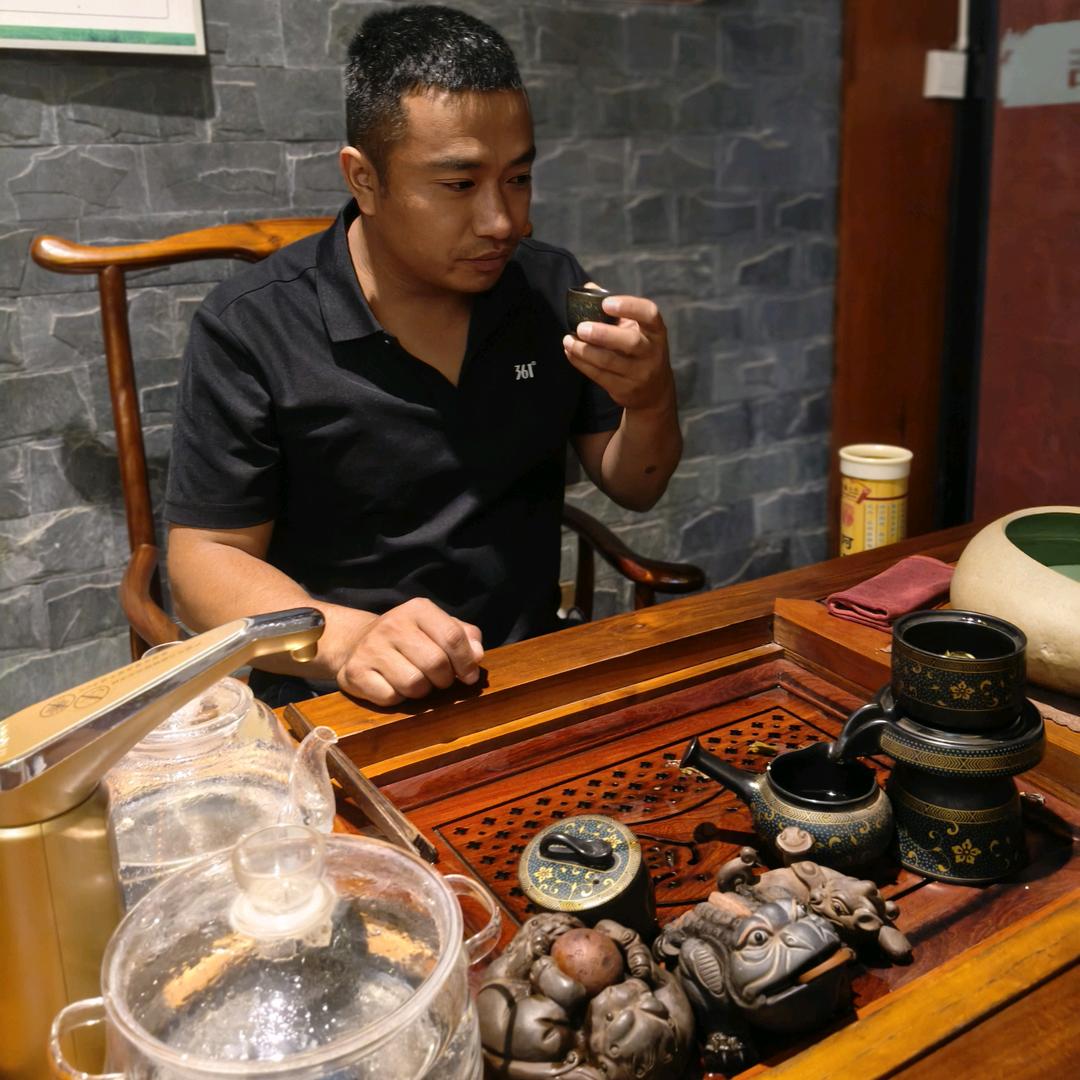 啊丁（云南临沧镇康县木场怀华茶叶初制所）
