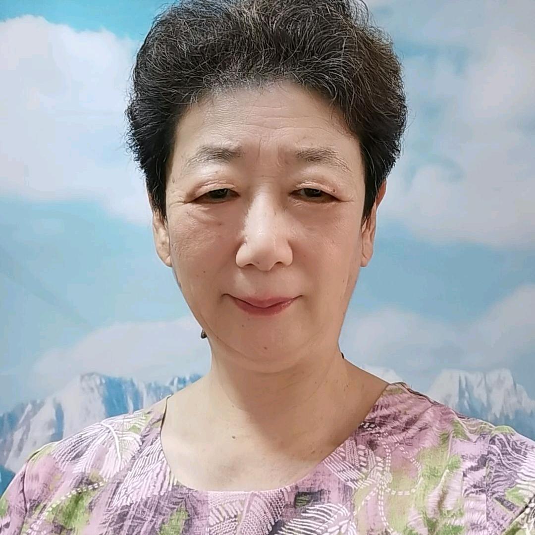 英德服装娜姐