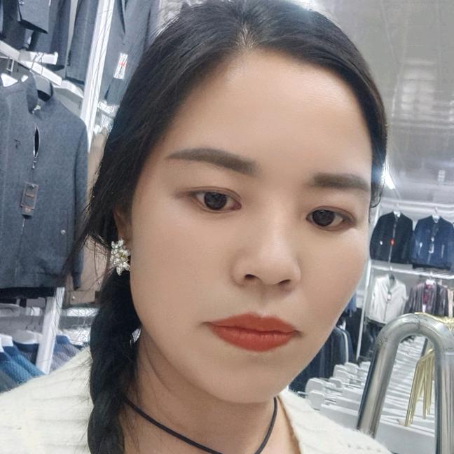 @香烟解忧愁，回忆痛人心