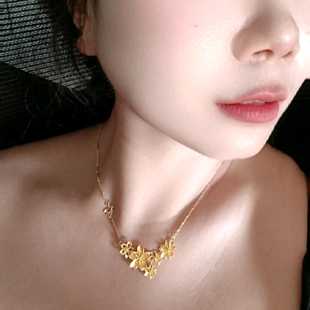 蜜蜂很忙🌻🌻🌻