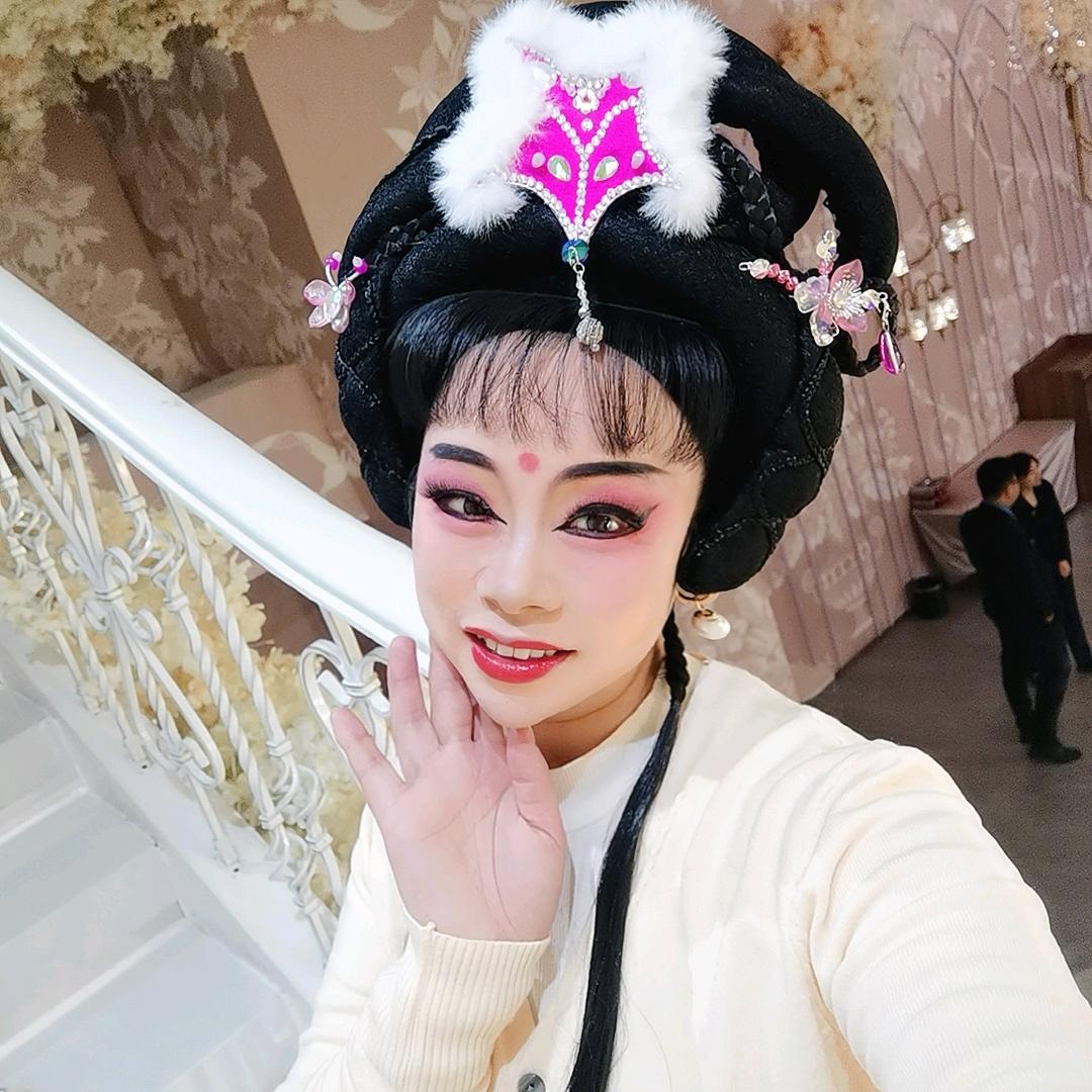 刘红