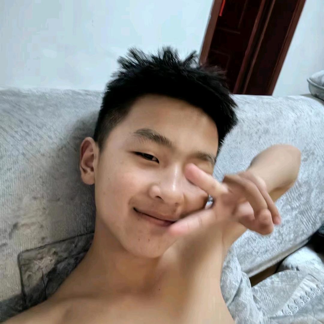 忆成