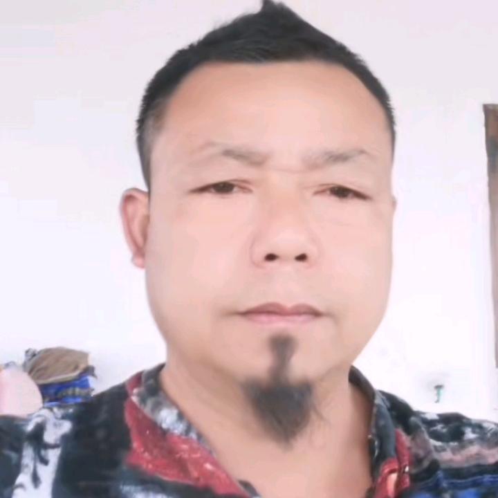 罗家男神