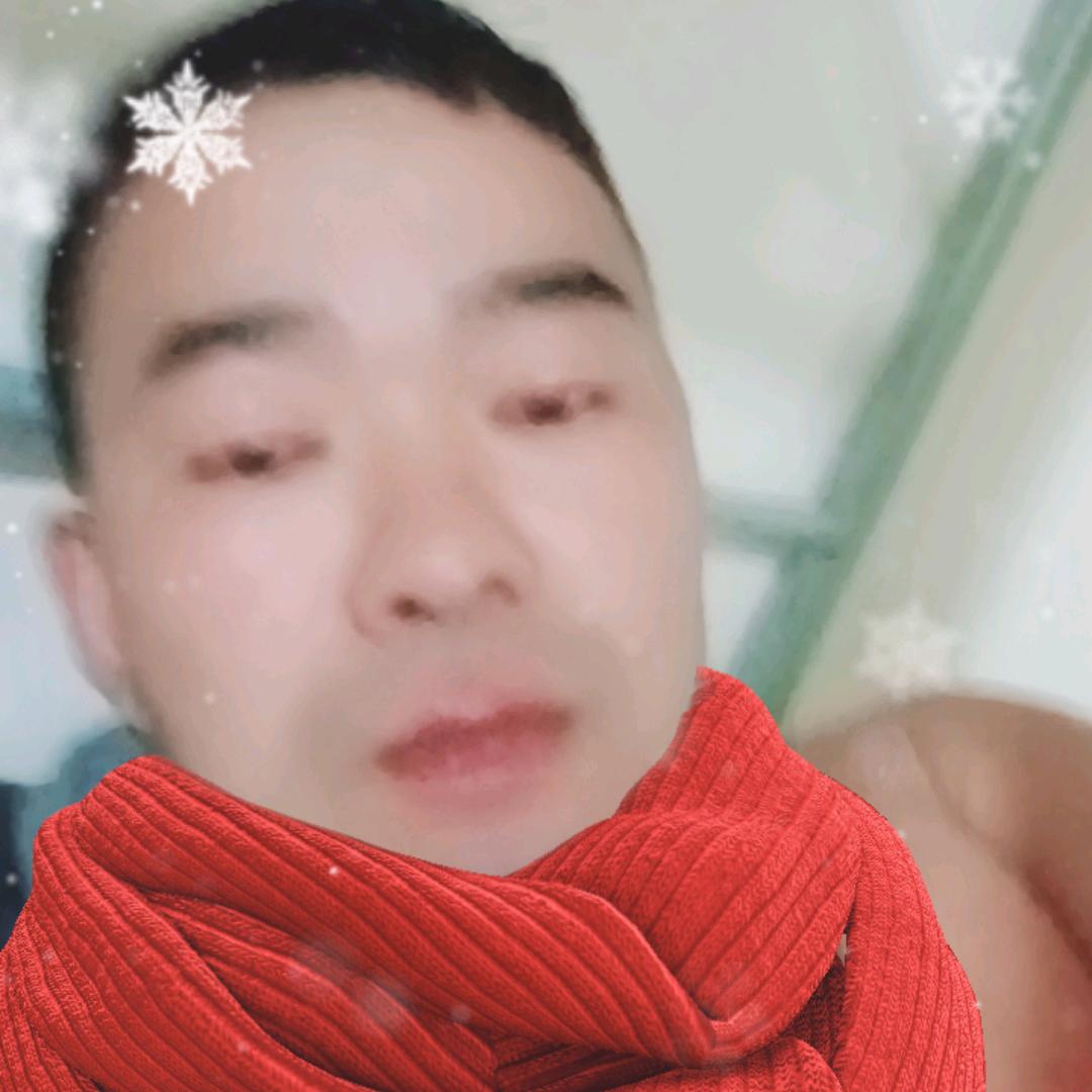 笑着等明天