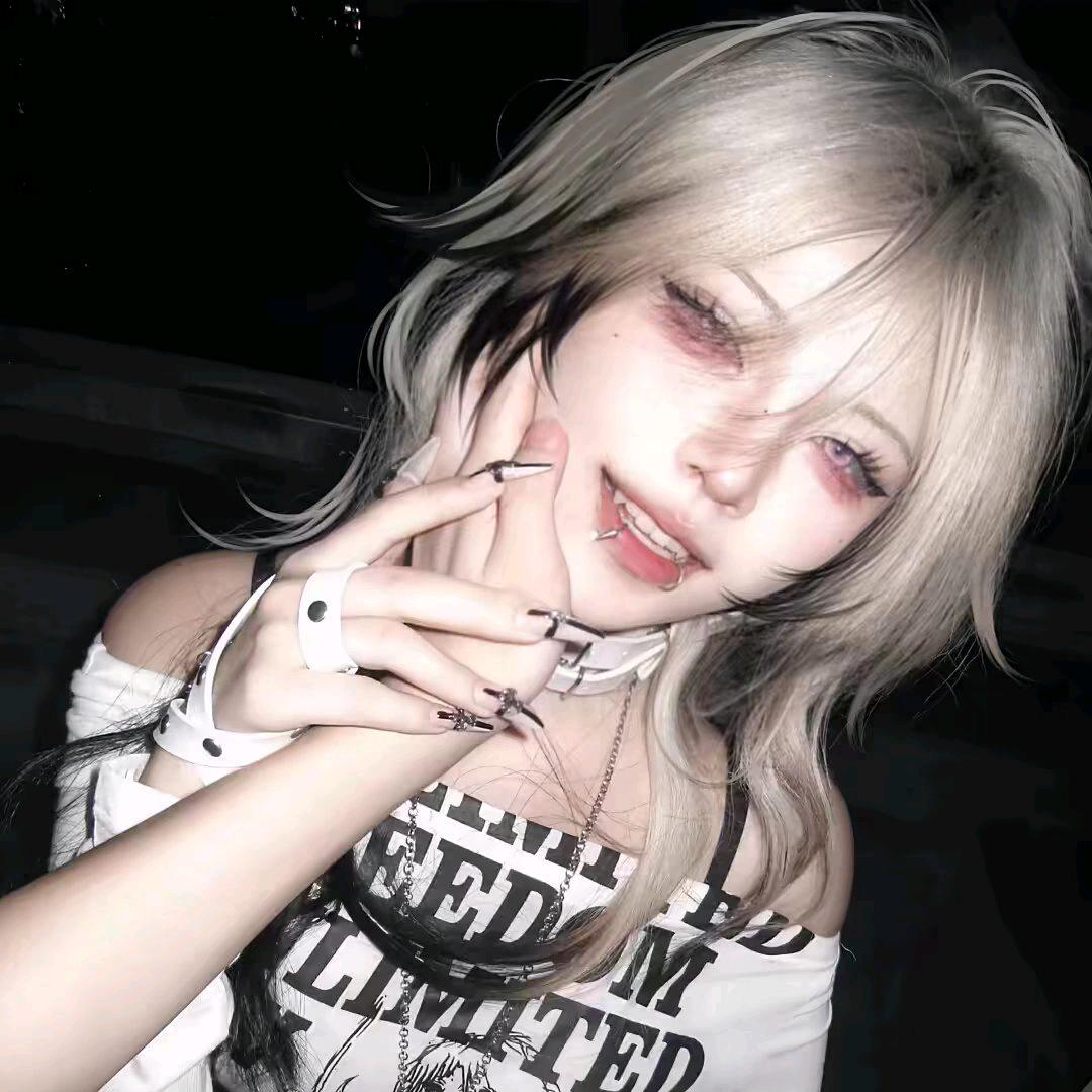 怡.