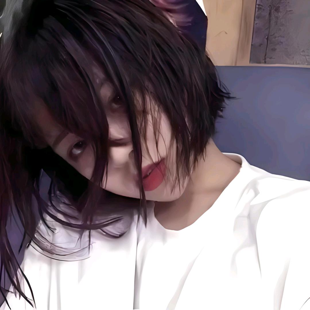 (･ω･繁)♡FEI