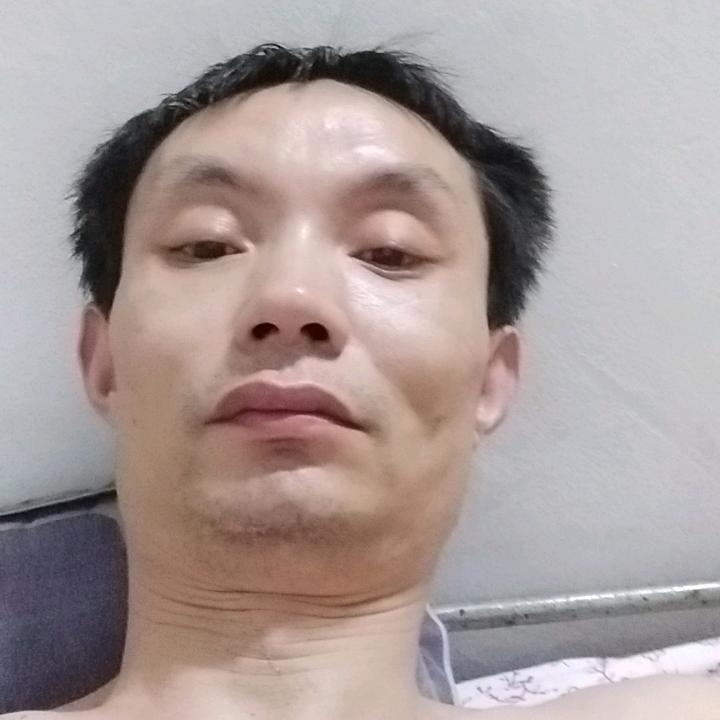 窗外小雨