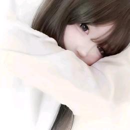 她总爱捂脸笑^