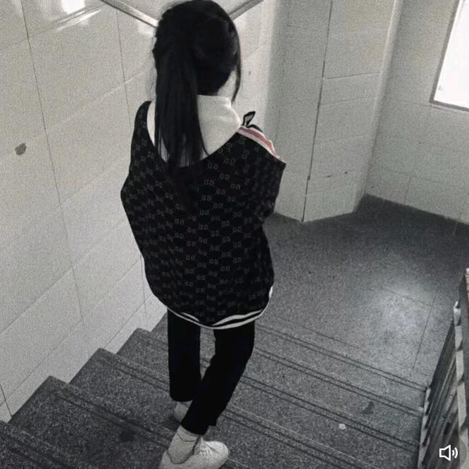 -桃桃.