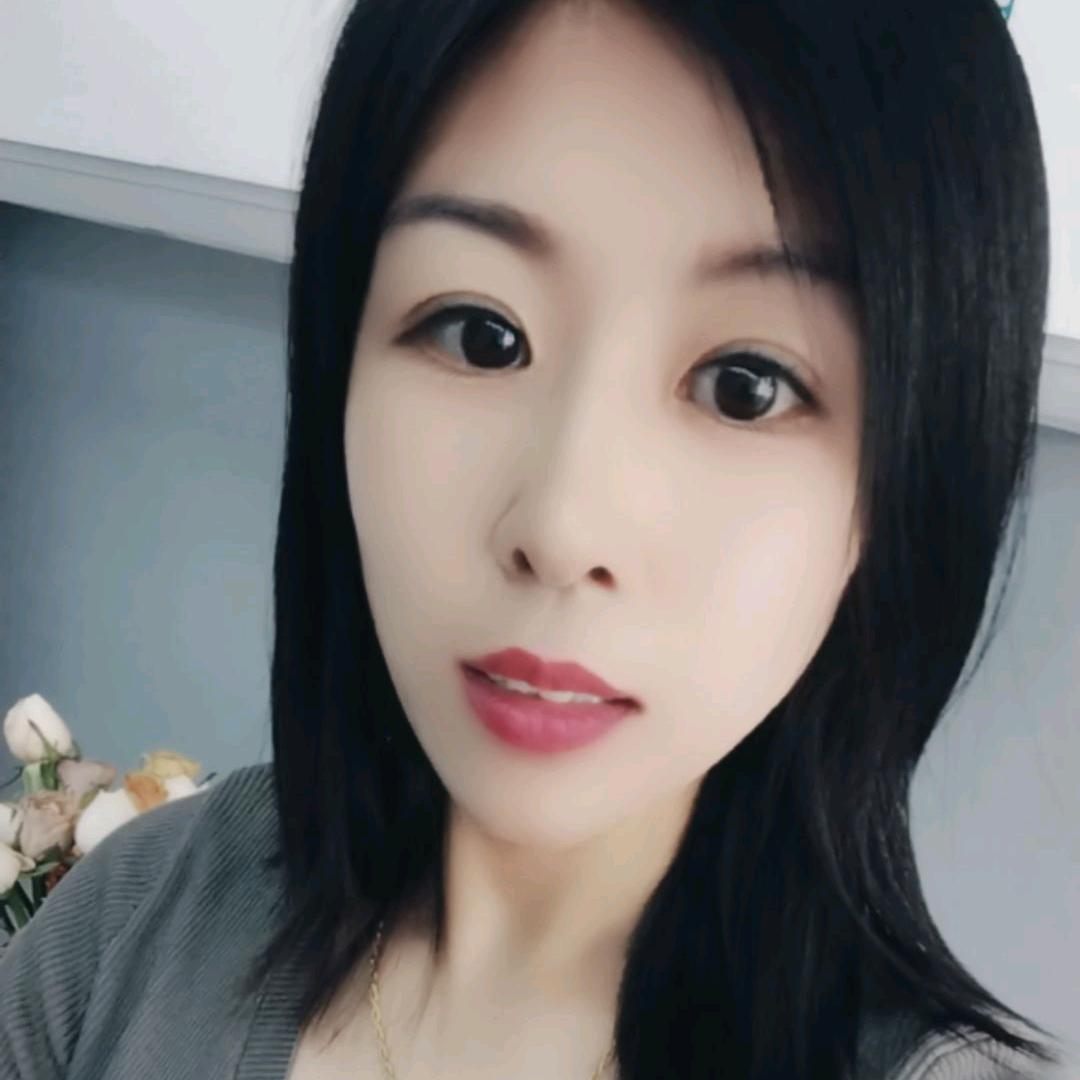 卖空调的小阿姨