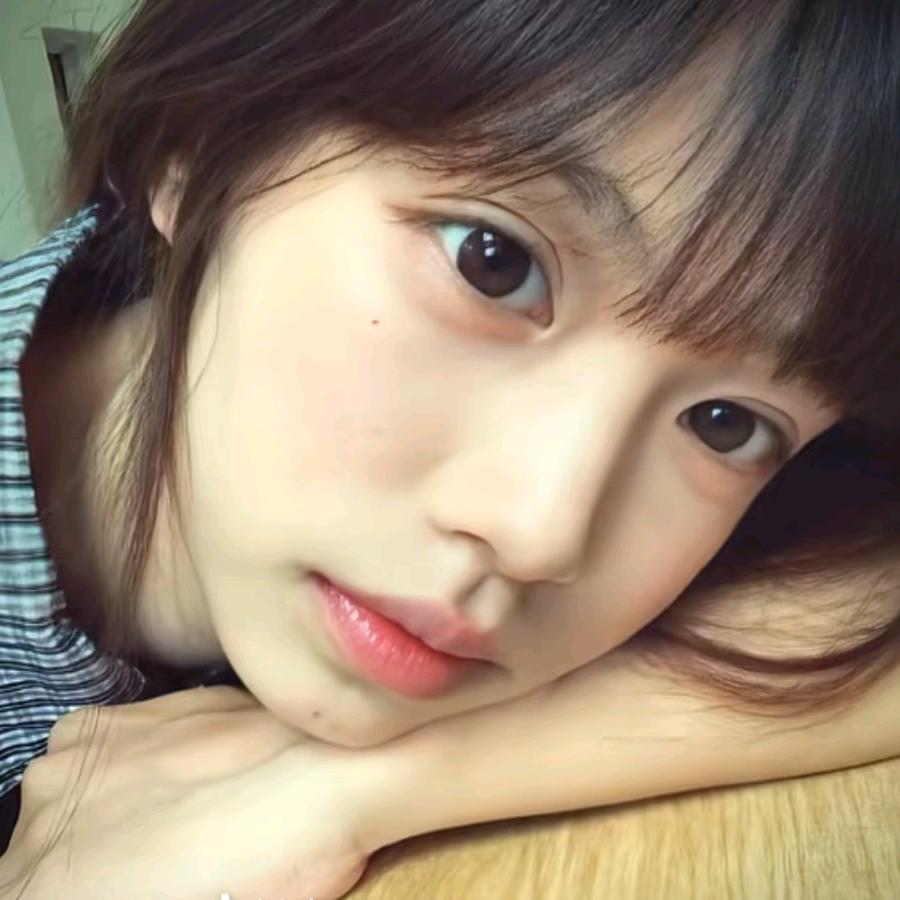 帅气的菠萝吹雪.