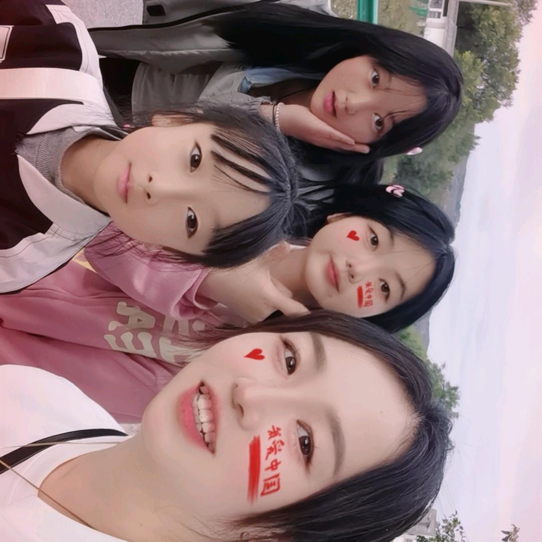 段木紫苏👨‍👨‍👧‍👧