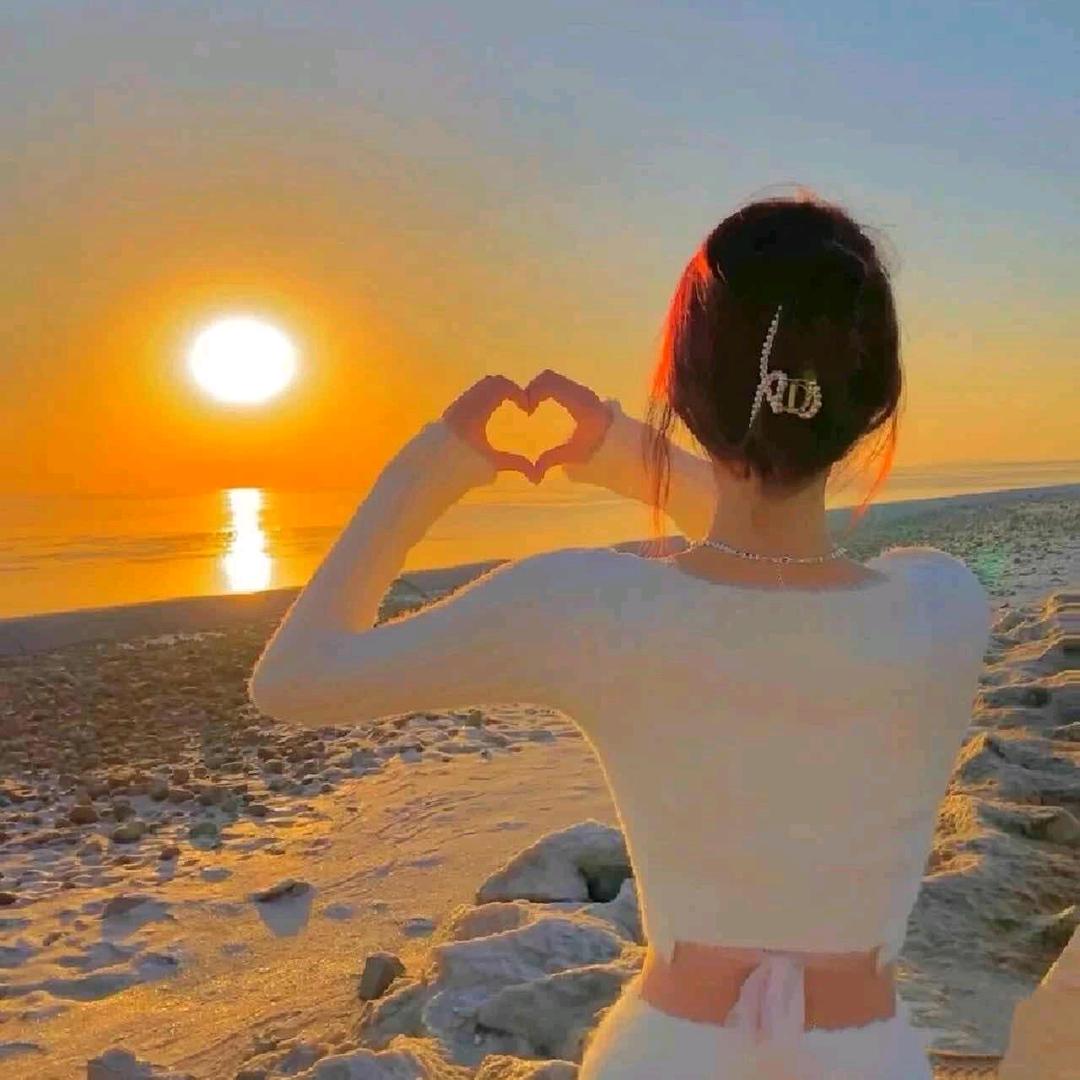 ℯ⃝悦