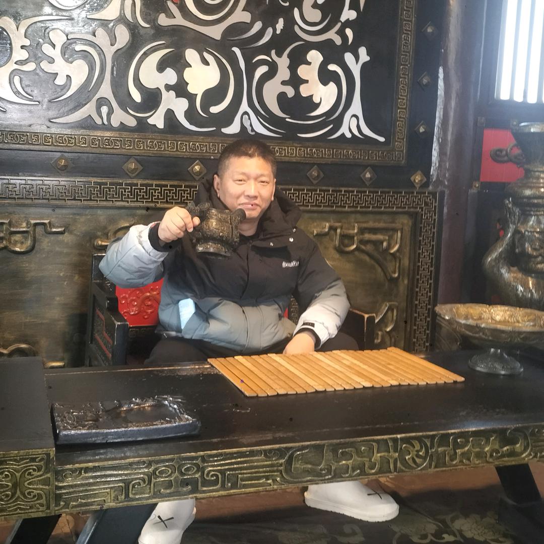 ꧁༺贤༒弟༻꧂（奋斗版）