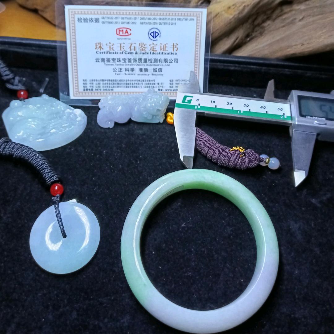 陈家林。缅甸翡翠A货，私人定制，