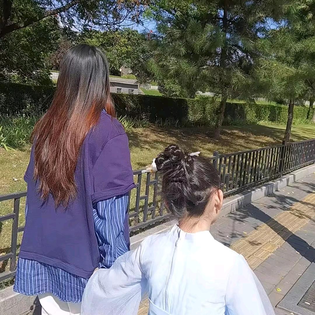 石榴爱吃石榴🌸（拒绝私聊）