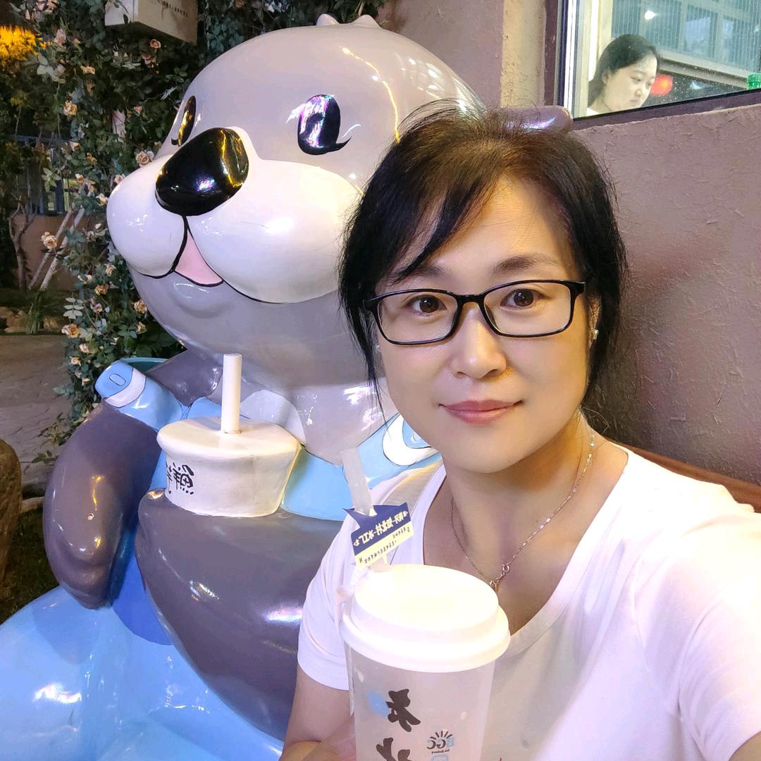 溜达姐(高三宝妈6506+）