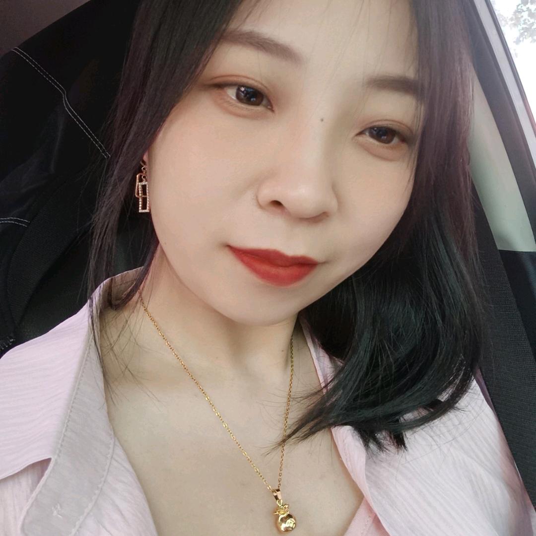 李菲