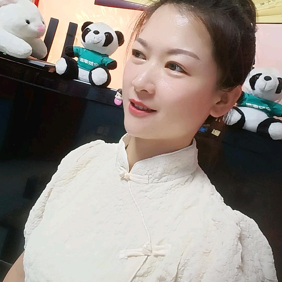 ღ🍒微笑向暖꧔🌸（拒绝私聊）